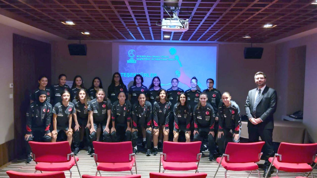 U17 Kız Milli Takımına Maç Manipülasyonu Eğitimi