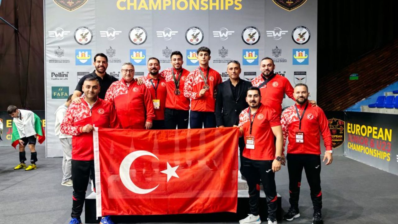 Avrupa Halter Şampiyonası’nda Madalya Yağmuru