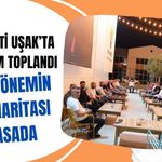 AK Parti Uşak’ta Yönetim Toplandı: Yeni Dönemin Yol Haritası Masada
