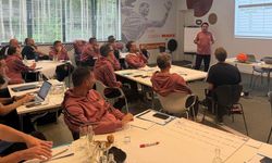 Bayraktar ve Kaya, UEFA Elit Genç Futbolcu Gelişim Semineri'ne Katıldı