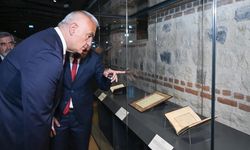 YAZMA ESERLERLE HAC GÜZERGÂHINA YOLCULUK