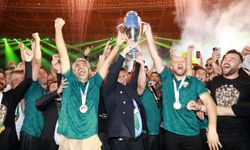 Trendyol Süper Lig'e Yükselen Kocaelispor, Kupasını Aldı