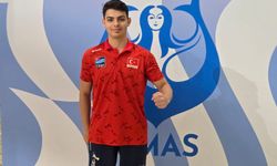 Milli Sporcumuz Yamanoğlu, Dünya Rekoru Kırdı
