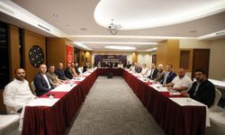 SMS Grup Efeler Ligi 2024-25 Sezonu Değerlendirme Toplantısı Yapıldı