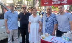Karahallı’da CHP’den Aşure İkramı
