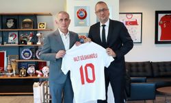 Nesine.com CEO'sundan TFF Başkanı Hacıosmanoğlu'na Ziyaret