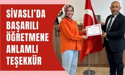 Sivaslı’da Başarılı Öğretmene Anlamlı Teşekkür