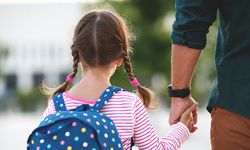 Okulun İlk Gününde Çocuğunuza Böyle Destek Olun