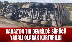 Banaz’da Tır Devrildi: Sürücü Yaralı Olarak Kurtarıldı
