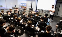 Beşiktaş U14–U15 Takımı Fair Play Eğitiminden Geçti