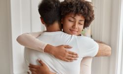 Zihin Kuramı ve Empati; İnsanı İnsana Bağlayan Ağ