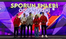 İzmirli Yelkenciler Sporun En’lerinde Ödülleri Topladı