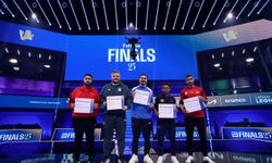 Tolga Atalay’a FIFA eAntrenör Gelişim Programı Diploması