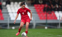 Selin Cemal, West Ham United ile İngiltere’de Sahne Alacak