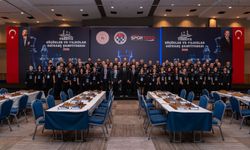 Satranç Federasyonu Başkanı Apaydın Hakemlerle Buluştu