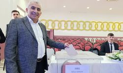 Gördes Esnaf Odası’nda Taner Batur Güven Tazeledi