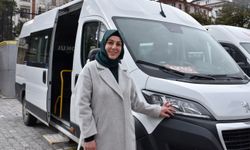 Direksiyondaki Anne: 3 Yıldır Güvenle Taşıyor