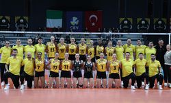 VakıfBank Namağlup Lider Olarak Çeyrek Finale Yükseldi