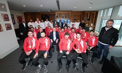 Deaflympics Şampiyonu Millilerden TFF’ye Anlamlı Ziyaret