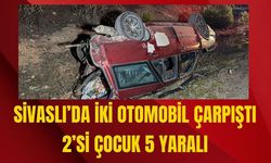 Sivaslı’da İki Otomobil Çarpıştı: 2’si Çocuk 5 Yaralı