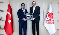 Taha Akgül’den Hidayet Türkoğlu’na Ziyaret