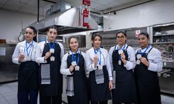 Liseli Şeflerden Gururlandıran Başarı