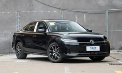 Volkswagen’den Şarj Derdini Azaltacak Passat: 1.468 Kilometre Menzil Dikkat Çekti