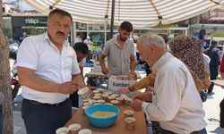 GÖRDES CUMA MAHALLESİ’NDEN 7 KAZAN AŞURE İLE 4 BİN KİŞİYE İKRAM