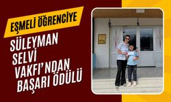 Eşmeli Öğrenciye Süleyman Selvi Vakfı’ndan Başarı Ödülü