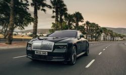 Rolls-Royce Spectre Yenilendi: Menzil Arttı, Güç Yükseldi