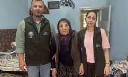 Bir Tuşla Belediye Yanlarında, Yaşlıların İhtiyaçları Telsizle Karşılanıyor