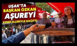 Uşak'ta Başkan Özkan Aşureyi Kendi Elleriyle Dağıttı