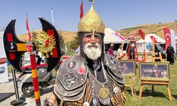 72 Yaşındaki Hasan Dede Malazgirt Ruhunu 60 İlde Yaşattı