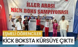 Eşmeli Öğrenciler Kick Boksta Kürsüye Çıktı! Denizli'den 1 Altın, 2 Gümüş Madalya ile Döndüler