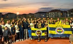 Fenerbahçe’den Atletizmde Çifte Şampiyonluk: Kadınlar ve Erkekler Zirvede