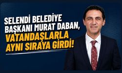 Selendi Belediye Başkanı Murat Daban, Vatandaşlarla Aynı Sıraya Girdi! Mütevazı Tavrı Dikkat Çekti