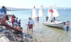 Çanakkale’de Çocuk ve Gençler Tarihe Saygı İçin Daldı