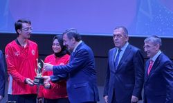 Mete Gazoz ve Elif Berra Gökkır’a Spor & Spor Ödülleri’nde Ödül