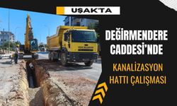 Uşak’ta Değirmendere Caddesi’nde Kanalizasyon Hattı Çalışması