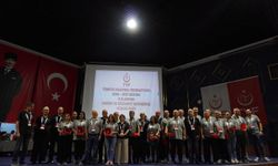 Voleybolda Yeni Sezon Öncesi Hakemlere Kural ve Stres Yönetimi Eğitimi