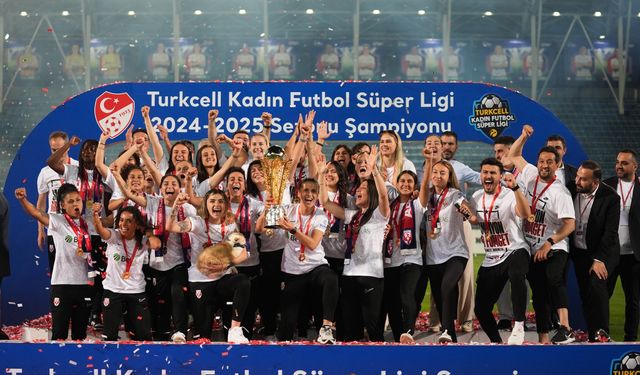 Ankara B.B. Fomget G.S.K., Şampiyonluk Kupasını Aldı