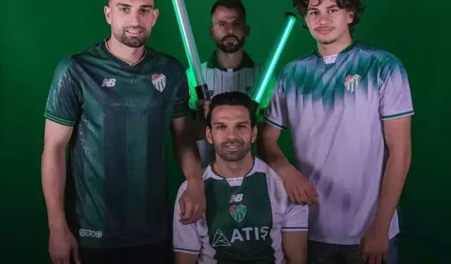 Bursaspor yeni formalarını tanıttı!