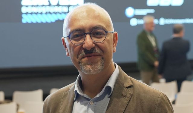 Çalışanların yüzde 55'i işlerini sürdürmek için yapay zekaya muhtaç