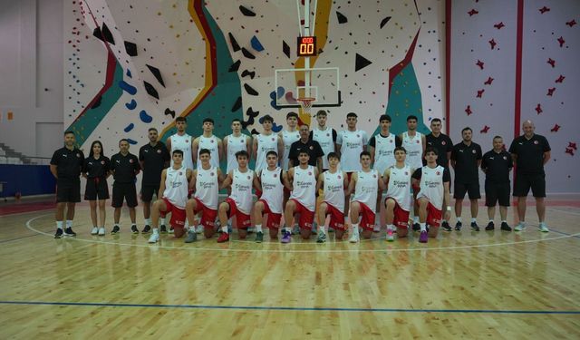 Belgrad yolculuğu öncesi milli takımda kamp heyecanı