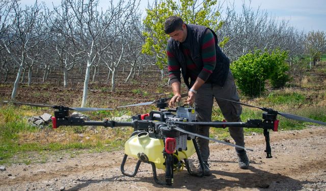 Türk Çiftçiler Akıllı Su Uygulamalar için Dronlara Yöneldi