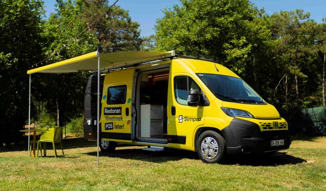 Simpra, mobil karavan projesi Simpravan'la teknolojiyi sahaya taşıyor