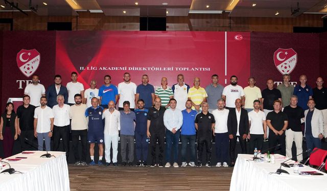 2. Lig Akademi Direktörleri Toplantısı Riva'da Yapıldı