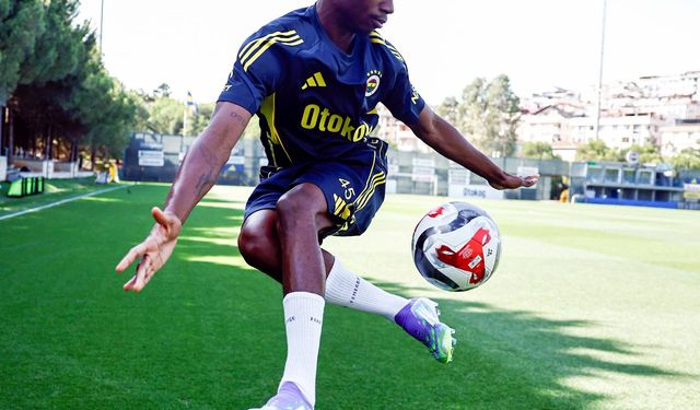 Dorgeles Nene: “Fenerbahçe’li Olmaktan Dolayı Çok Mutluyum”