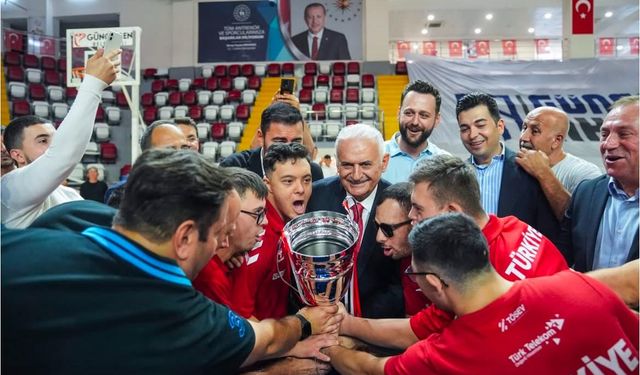 Türk Devletleri İstanbul’da Tek Yürek Oldu!
