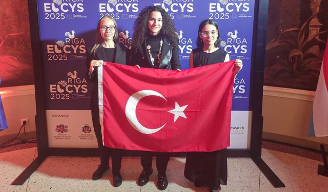 LİSE ÖĞRENCİSİ BİYOLOJİ DALINDA AVRUPA İKİNCİSİ OLDU